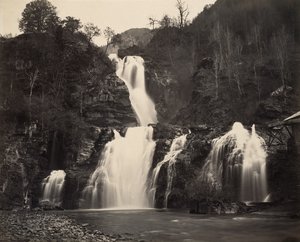 Falls of the Reichenbach, ok. 1860 (druk albumowy) autorstwa Adolphe Braun