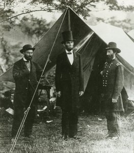 Abraham Lincoln z Allanem Pinkertonem i generałem dywizji Johnem A. McClernandem, 1862