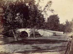 Burnside Bridge, Across the Antietam, niedaleko Sharpsburga, nr 1, wrzesień 1862, 1862. autorstwa Alexander Gardner