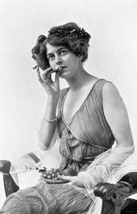 Irena Warren, 1908-1909.