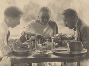 Charles Duncan, Georgia O’Keeffe i Paul Rosenfeld autorstwa Alfred Stieglitz