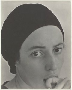 Dorota Norman, ok. 1931. autorstwa Alfred Stieglitz