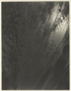 Odpowiednik, z zestawu A (trzeci zestaw, druk 6) autorstwa Alfred Stieglitz