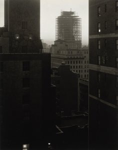 Z mojego okna w „An American Place”, południowy zachód autorstwa Alfred Stieglitz