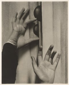Georgia O’Keeffe – Ręce autorstwa Alfred Stieglitz