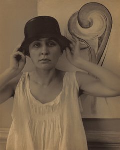 Georgia O’Keeffe autorstwa Alfred Stieglitz