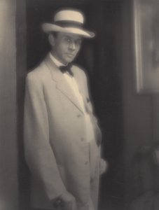 J. Nilsen Laurvik autorstwa Alfred Stieglitz