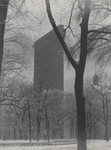 Flatiron autorstwa Alfred Stieglitz
