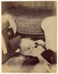 Zabójstwo Lady Durand, widok na sypialnię