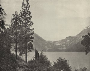 Emerald Bay, Jezioro Tahoe (zdjęcie czarno-białe) autorstwa American Photographer (after)