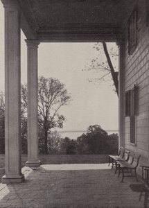 Mount Vernon: Wschodni portyk (zdjęcie czarno-białe) autorstwa American Photographer (after)