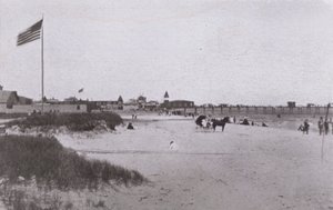 Old Orchard Beach, Maine: Scena na plaży (zdjęcie czarno-białe) autorstwa American Photographer (after)