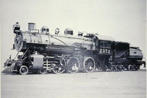 Silnik 2372 klasy T-32 z Southern Pacific Railroad (zdjęcie czarno-białe) autorstwa American Photographer