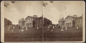Front of the Mansion and trawnik, Oneida Community, New York State, c.1870 autorstwa American Photographer