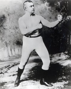 John L. Sullivan (zdjęcie b/w) autorstwa American Photographer