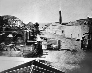 Fabryka muszkietów w zbrojowni Stanów Zjednoczonych w Harpers Ferry, 1865 r autorstwa American Photographer