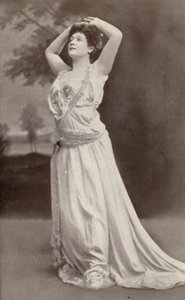 Olive Fremstad jako Wenus w "Tannhauserze" (zdjęcie czarno-białe) autorstwa American Photographer