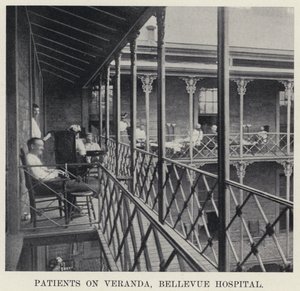 Pacjenci na werandzie, szpital Bellevue (zdjęcie czarno-białe) autorstwa American Photographer