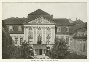 Rezydencja Księcia Bismarcka, Berlin (zdjęcie czarno-białe) autorstwa American Photographer