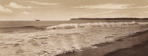 San Diego: Surfowanie na plaży Coronado, Point Loma w oddali, San Diego (zdjęcie czarno-białe) autorstwa American Photographer