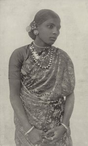 Singhalska kobieta autorstwa American Photographer