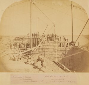 South Gate House of the New Reservoir, Central Park, w trakcie budowy (druk albumowy) autorstwa American Photographer