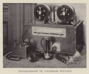 Telegraf Valdemara Poulsena (zdjęcie czarno-białe) autorstwa American Photographer