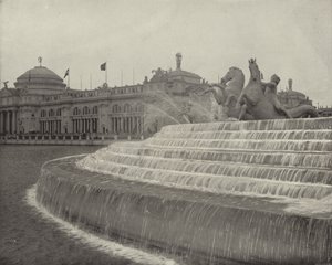 Okrągła Kaskada i Konie Morskie autorstwa American Photographer