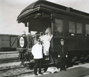 Samochód obserwacyjny luksusowego „Florida Special” w stylu Pullman, kursującego na trasie Florida East Coast Railway, Nowy Jork do Miami autorstwa American Photographer