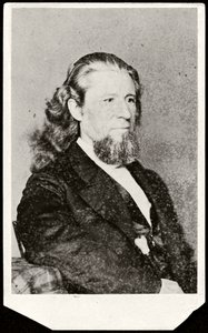 Niezidentyfikowany mężczyzna (zdjęcie czarno-białe) autorstwa American Photographer