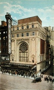 Pocztówka przedstawiająca Chicago Theatre, ok. 1930 (kolor lito) autorstwa American School