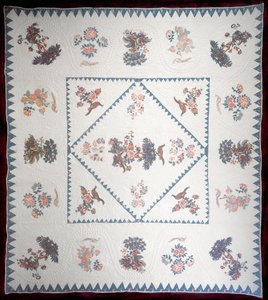 Kołdra z Broderie Perse, ok. 1800 (nakładana, drukowana bawełna na pikowanym podłożu) autorstwa American School