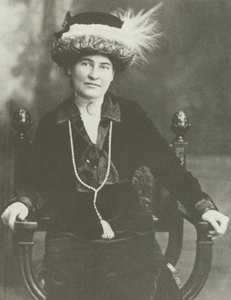 Willa Cather, ok. 1910 r. (rycina) autorstwa American School