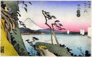 Maantiede. Japani. Yui, näkymä Fujiin, lumen peitossa, Satta-togesta, näkymät Sarugan lahdelle. (17. asema). Hiroshigen puupiirros teoksessa: Fifty Three Stations of the Tokaido (1833-1834). Postikortti, Japani, n. 1900 (postikortti)puola