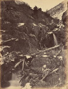 Płyta 46. Kanon City Creek, w pobliżu wodospadu City Creek, 1869 r. (zdjęcie) autorstwa Andrew Joseph Russell
