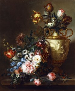 Tulipany w wazonie i róże w koszu na kamiennej półce, autorstwa Ange Louis Guillaume Lesourd Beauregard