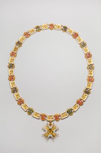 Królestwo Baviere - Order Świętego Huberta: naszyjnik noszony przez Luitpolda, księcia en Baviere (1890-1973) - Koniec XVIII wieku - Złoto i Emaux - Naszyjnik: L 122 cm; waga 460 g (zawieszka w komplecie) - Zawieszka: D 7,5 cm - Kolekcja prywatna autorstwa Anonymous Anonymous