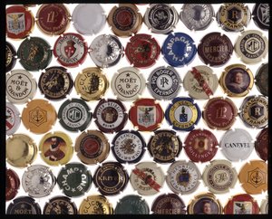 Placomusophilia - Szampańska Kapsułka - Talerz Muselet autorstwa Anonymous Anonymous