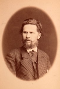 Portret artysty Iwana Nikołajewicza (Nikołajewicza) Kramskoj (1837-1887). Zdjęcie albuminy autorstwa Anonymous Anonymous
