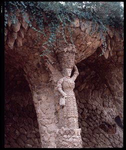 Art Nouveau: Detal posągu z Parku Guell Architektura autorstwa Antoni Gaudi i Cornet (1852-1926)