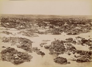 [Widok na pierwszą kataraktę] / [Vue de la Premiere Cataracte]. autorstwa Antonio Beato