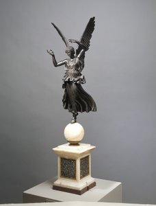 Zwycięstwo, c.1813 (brąz i alabaster) autorstwa Antonio Canova