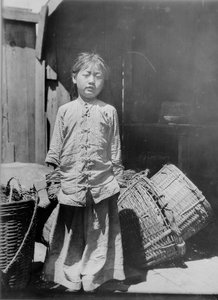 Córka handlarza rybami, Chinatown, San Francisco autorstwa Arnold Genthe