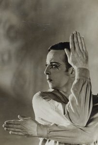 Pocztówka Roberta Helpmanna (1909-86) z Wędrowca 1941