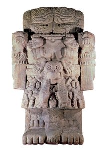 Cywilizacja Azteków: kamienna statua Bogini Ziemi, Stworzenia i Śmierci Coatlicue (kamień)