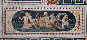 Biblioteka Piccolomini, strop: mniejsza tablica ze sceną thiasus morskiego (trytony, putto i nereida), fresk Bernardino di Betto, znany jako Pinturicchio. autorstwa Bernardino di Betto Pinturicchio