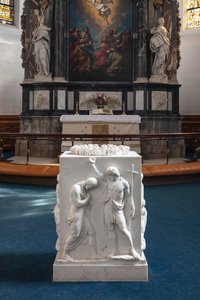 Chrzcielnica autorstwa Bertel Thorvaldsen