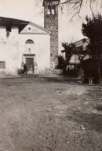 Album z I wojny światowej we Friuli-Wenecji Julijskiej: kościół Soleschiano Manzano, 01-03.1916 (zdjęcie czarno-białe) autorstwa Bietti Bietti