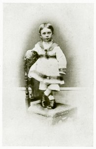 Aubrey Beardsley, w wieku 2 lata i 3 miesiące autorstwa British Photographer