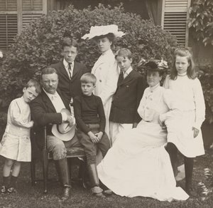 Prezydent Theodore Roosevelt, jego żona Edith i rodzina autorstwa Brothers Pach